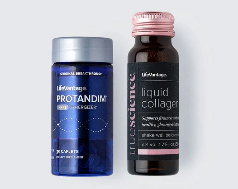 bottle of activated liquid collage and a bottle of NRF-2 side by side product picture